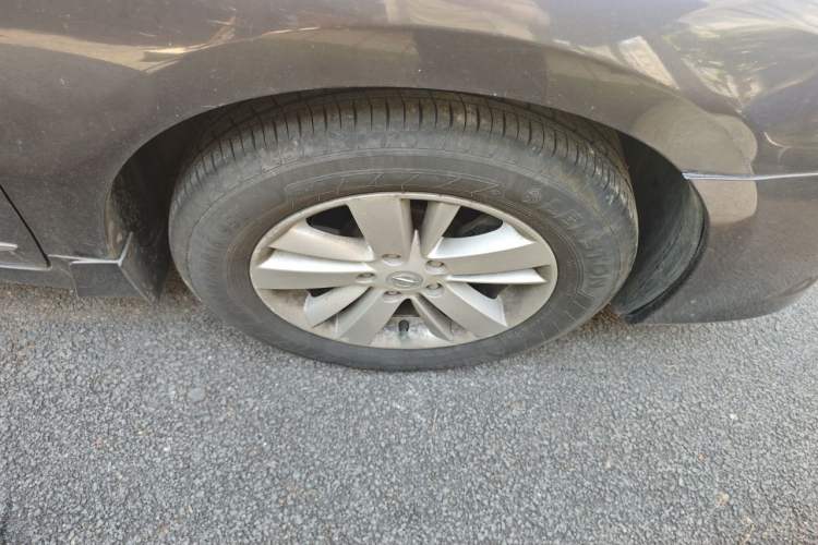 Used Nissan Teana 2011 2.0L XL Comfort Edition Right Front Wheel Hub