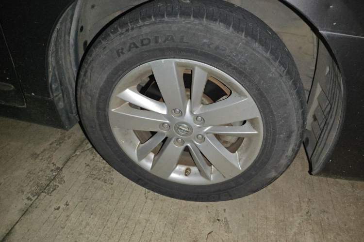 Used Nissan Teana 2011 2.0L XE Standard Edition Right Front Wheel Hub