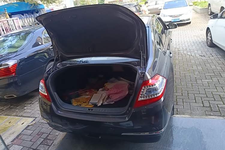 Used Nissan Teana 2011 2.0L XL Comfort Edition Trunk