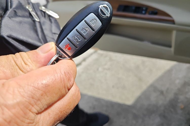 Used Nissan Teana 2011 2.0L XL Comfort Edition Vehicle Key