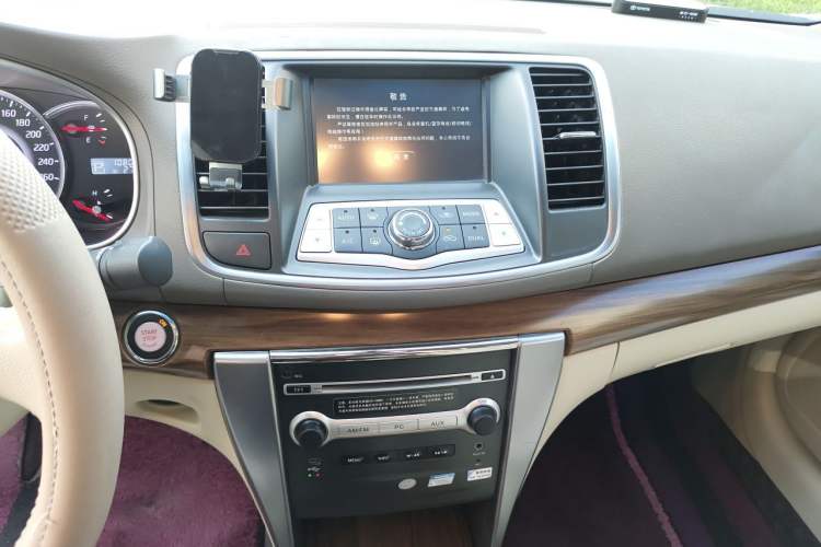Used Nissan Teana 2011 2.5L XL Advanced Edition Audio And AC Panel