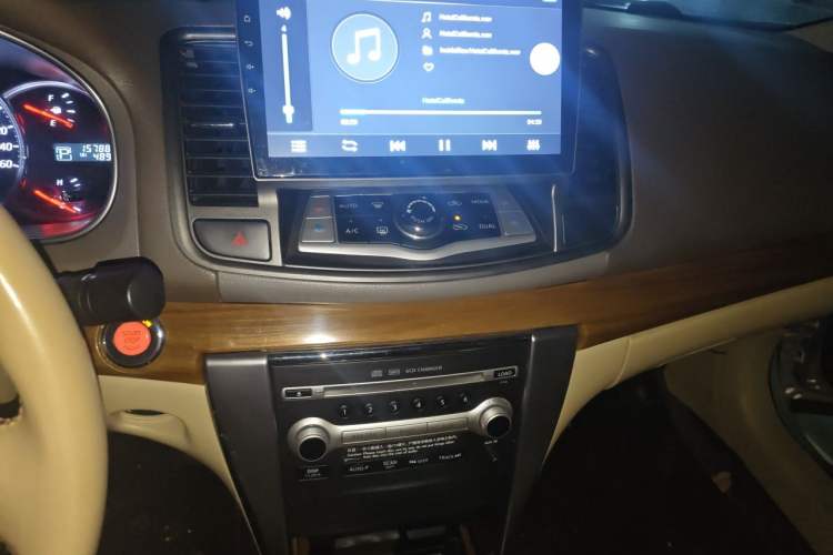 Used Nissan Teana 2011 2.5L XL Glory Edition Audio And AC Panel