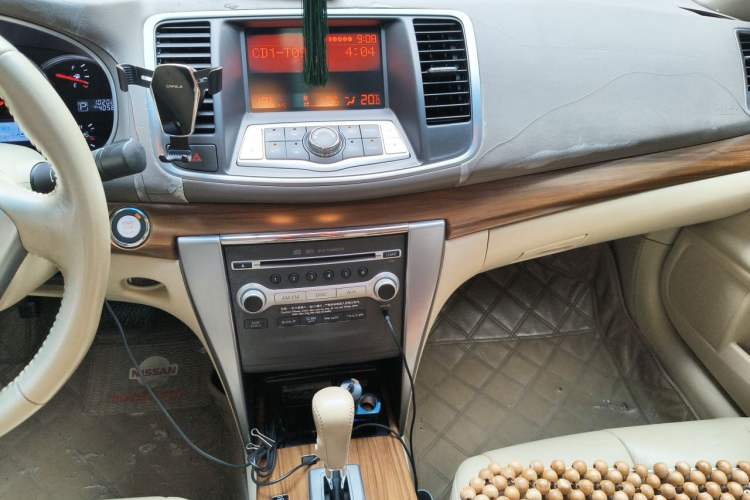 Used Nissan Teana 2011 2.0L XL Comfort Edition Audio And AC Panel