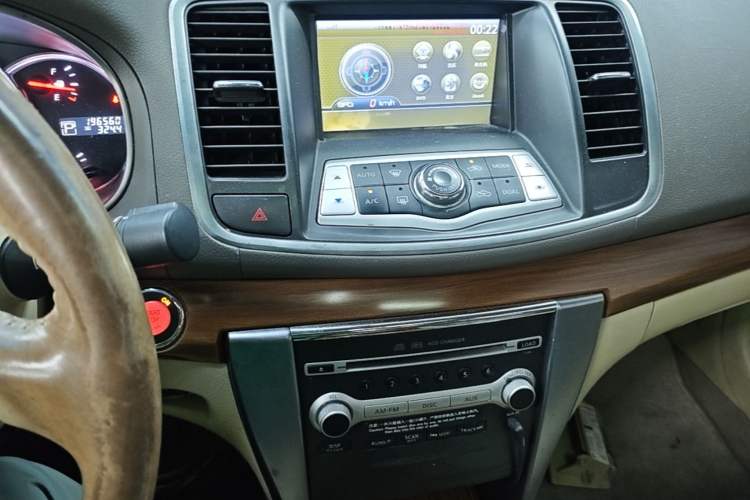 Used Nissan Teana 2011 2.5L XL Advanced Edition Audio And AC Panel