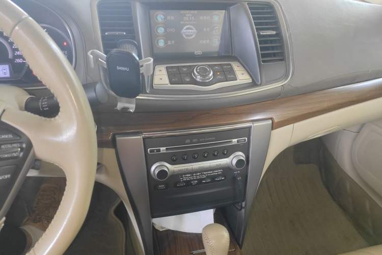 Used Nissan Teana 2011 2.5L XL Advanced Edition Audio And AC Panel
