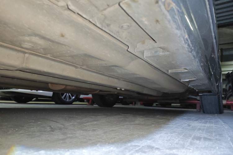 Used Nissan Teana 2011 2.0L XL Comfort Edition Chassis Front Left