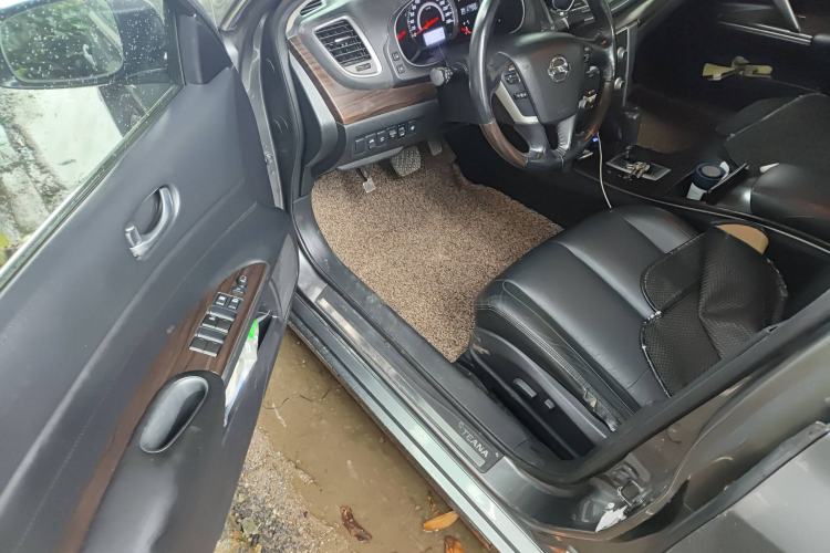 Used Nissan Teana 2011 Duke 2.5L XV Luxury Edition Driver Seat