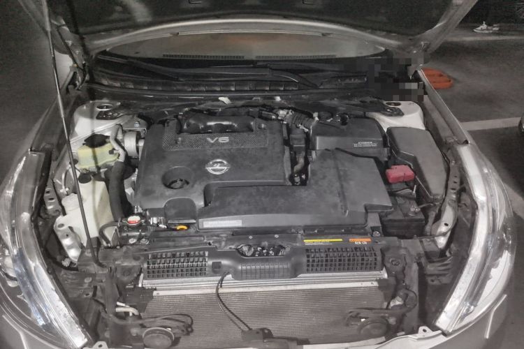 Used Nissan Teana 2011 Duke 2.5L XV Luxury Edition Engine Bay