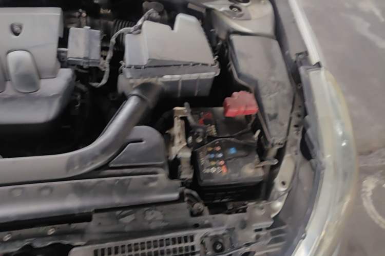 Used Nissan Teana 2011 2.0L XL Comfort Edition Engine Bay Left