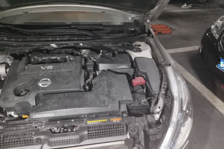 Used Nissan Teana 2011 Duke 2.5L XV Luxury Edition Engine Bay Left