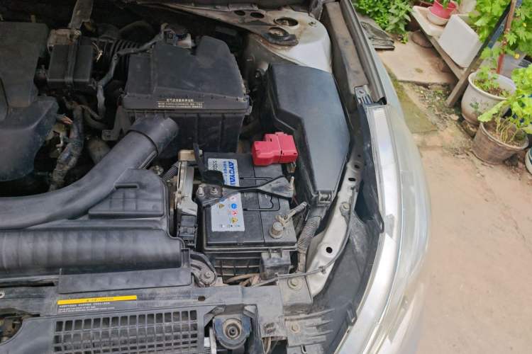 Used Nissan Teana 2011 2.0L XL Comfort Edition Engine Bay Left