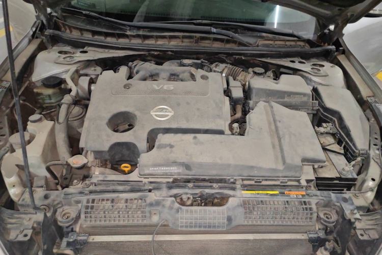 Used Nissan Teana 2011 2.5L XL Advanced Edition Engine Bay