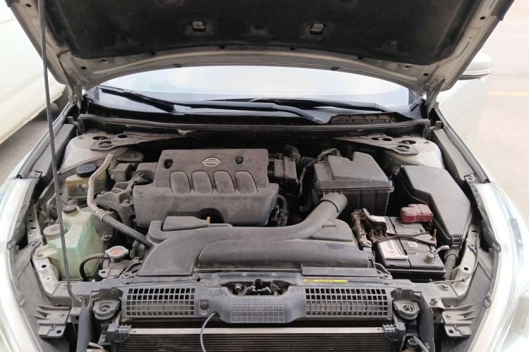 Used Nissan Teana 2011 2.5L XL Glory Edition Engine Bay