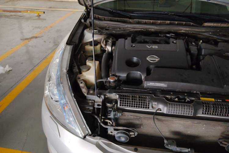 Used Nissan Teana 2011 2.5L XL Advanced Edition Engine Bay Right