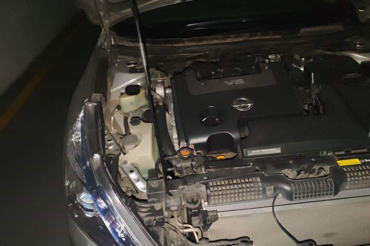 Used Nissan Teana 2011 2.5L XL Advanced Edition Engine Bay Right