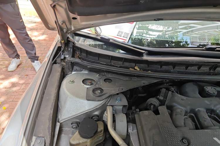 Used Nissan Teana 2011 2.5L XL Advanced Edition Engine Bay Right