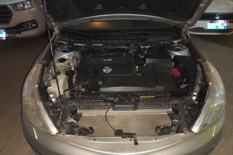 Used Nissan Teana 2011 Duke 2.5L XV Luxury Edition Engine Bay
