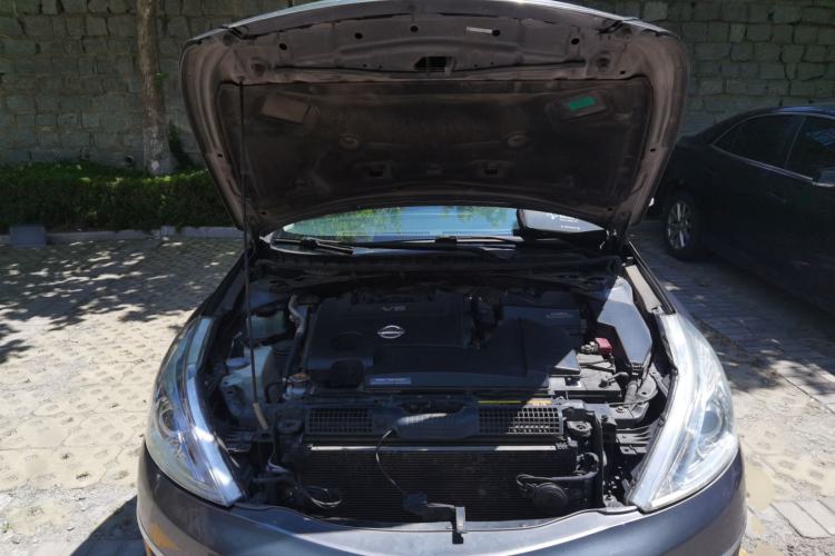 Used Nissan Teana 2011 Duke 2.5L XV Luxury Edition Engine Bay