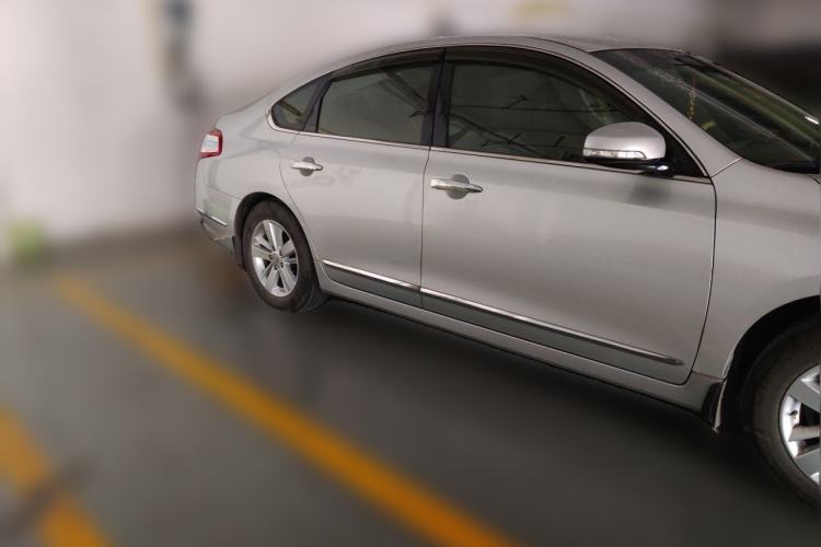 Used Nissan Teana 2011 2.5L XL Advanced Edition Front Right 45 Deg