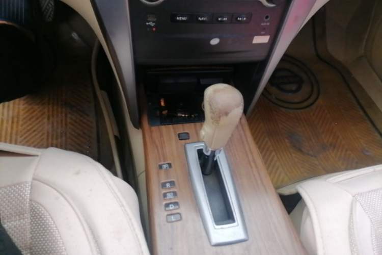Used Nissan Teana 2011 2.0L XL Glory Edition Gear Lever
