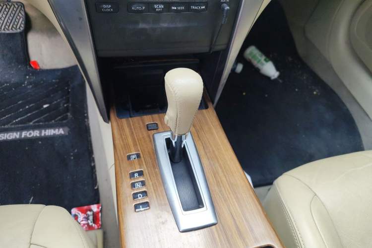 Used Nissan Teana 2011 2.0L XL Comfort Edition Gear Lever