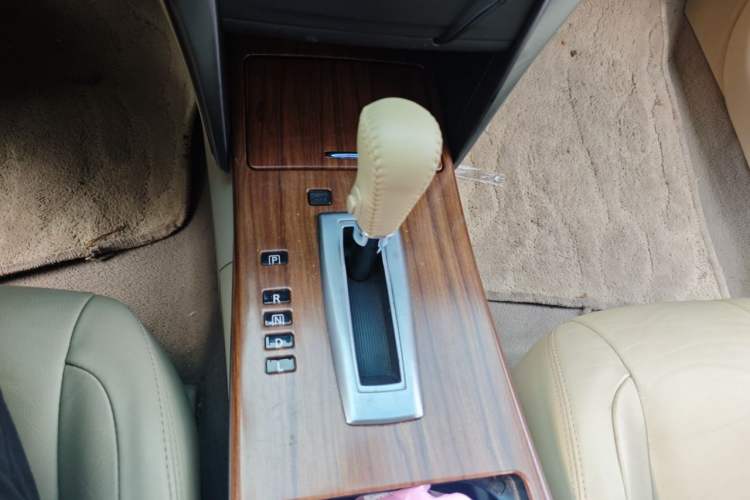 Used Nissan Teana 2011 2.0L XL Comfort Edition Gear Lever