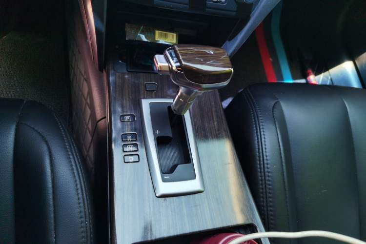 Used Nissan Teana 2011 Duke 2.5L XV Luxury Edition Gear Lever