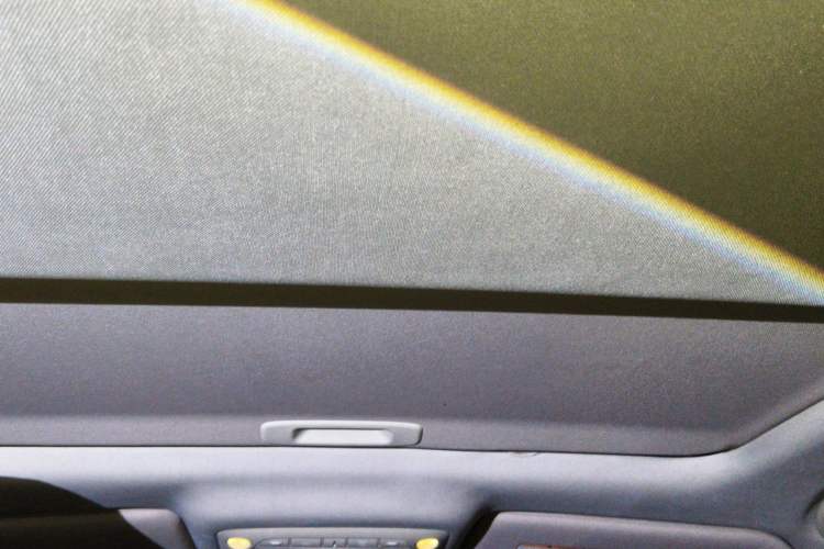 Used Nissan Teana 2011 2.0L XL Comfort Edition Headliner
