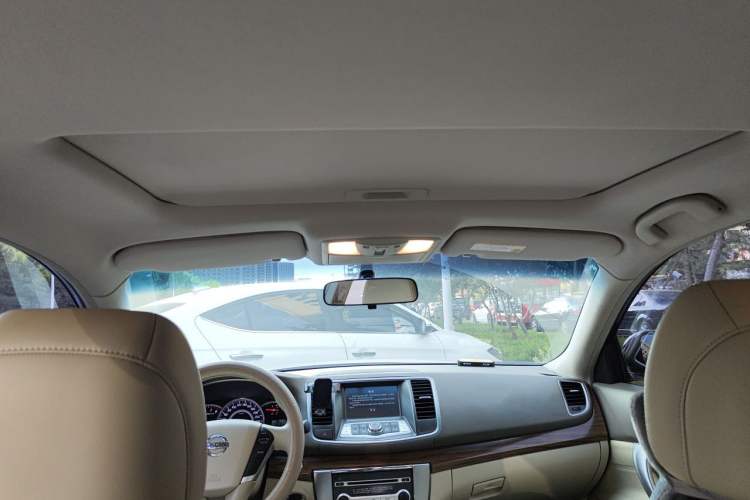 Used Nissan Teana 2011 2.5L XL Advanced Edition Headliner