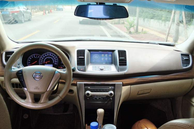 Used Nissan Teana 2011 2.0L XL Comfort Edition Headliner