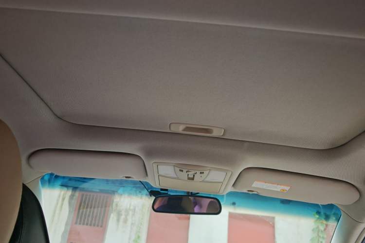 Used Nissan Teana 2011 2.0L XL Comfort Edition Headliner