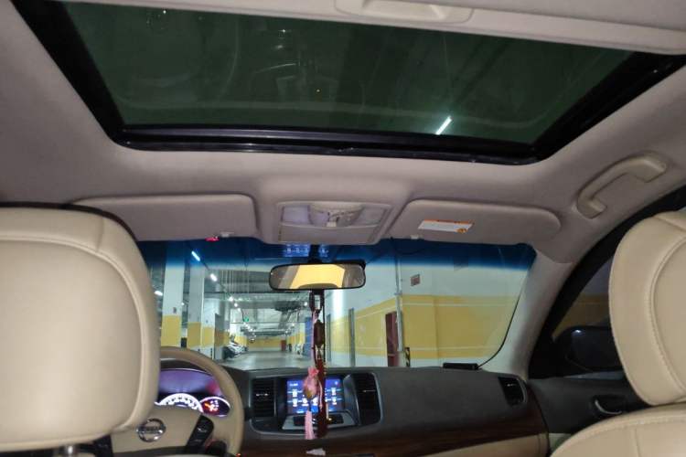 Used Nissan Teana 2011 2.5L XL Advanced Edition Headliner