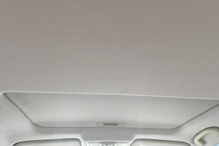 Used Nissan Teana 2011 2.5L XL Advanced Edition Headliner
