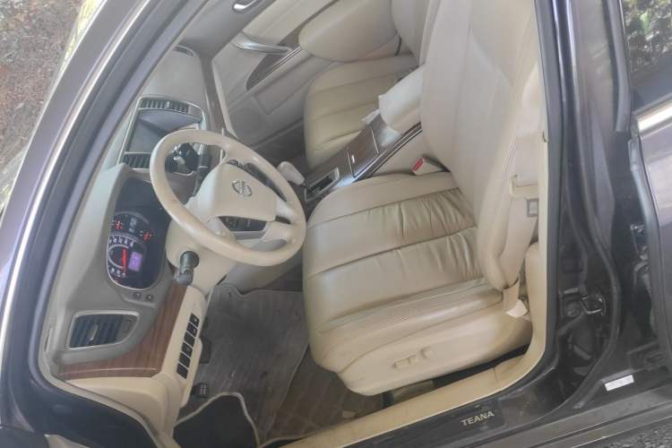 Used Nissan Teana 2011 2.5L XL Advanced Edition Left Front Seat