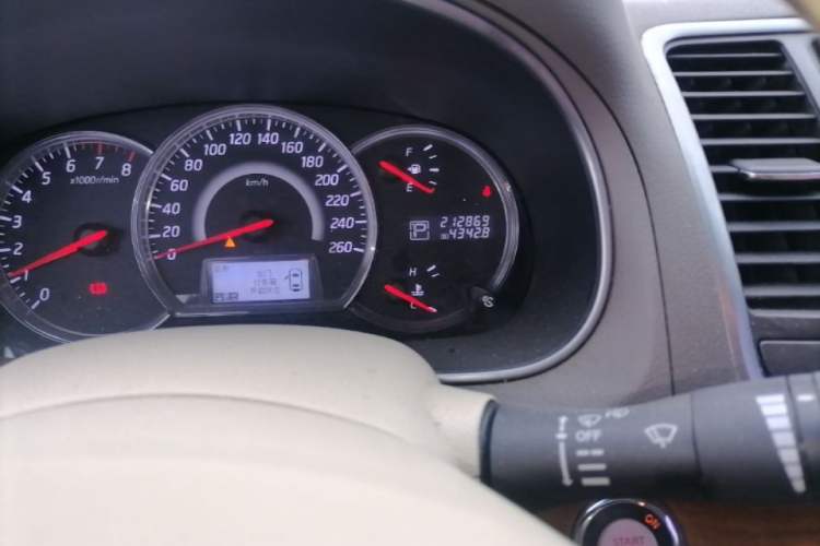 Used Nissan Teana 2011 2.0L XL Glory Edition Odometer Close Up