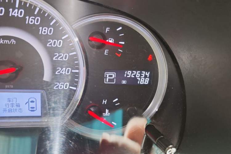Used Nissan Teana 2011 2.0L XL Comfort Edition Odometer Close Up