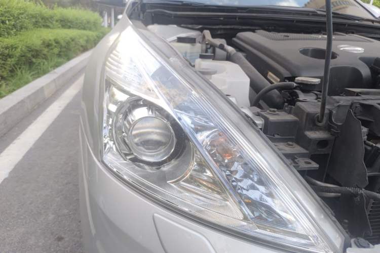 Used Nissan Teana 2011 2.5L XL Advanced Edition Right Front Headlight