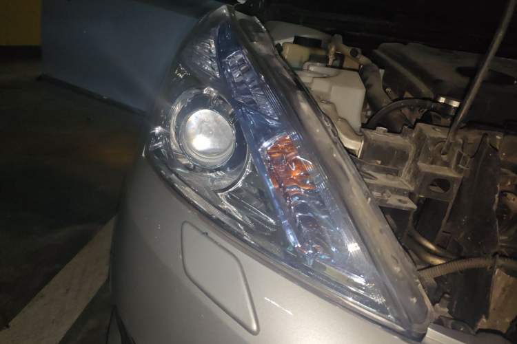 Used Nissan Teana 2011 2.5L XL Glory Edition Right Front Headlight