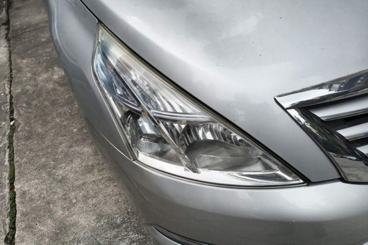 Used Nissan Teana 2011 2.0L XL Comfort Edition Right Front Headlight