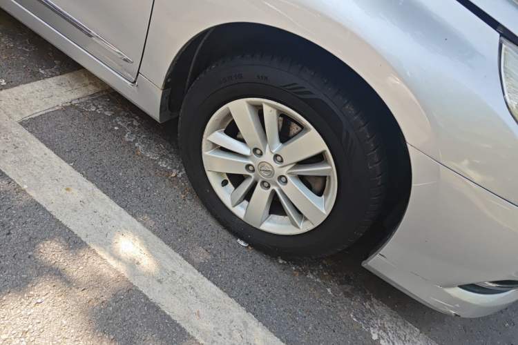 Used Nissan Teana 2011 2.5L XL Advanced Edition Right Front Wheel Hub