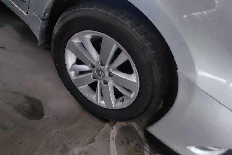 Used Nissan Teana 2011 2.0L XL Comfort Edition Right Front Wheel Hub