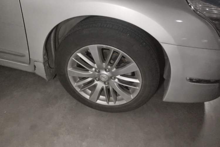 Used Nissan Teana 2011 Duke 2.5L XV Luxury Edition Right Front Wheel Hub