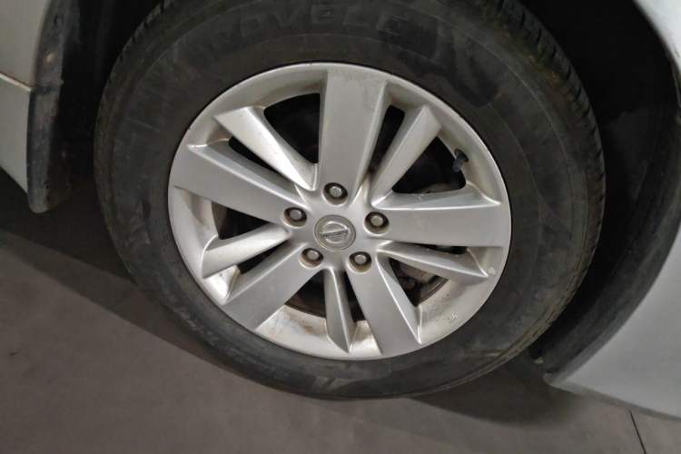 Used Nissan Teana 2011 2.5L XL Advanced Edition Right Front Wheel Hub