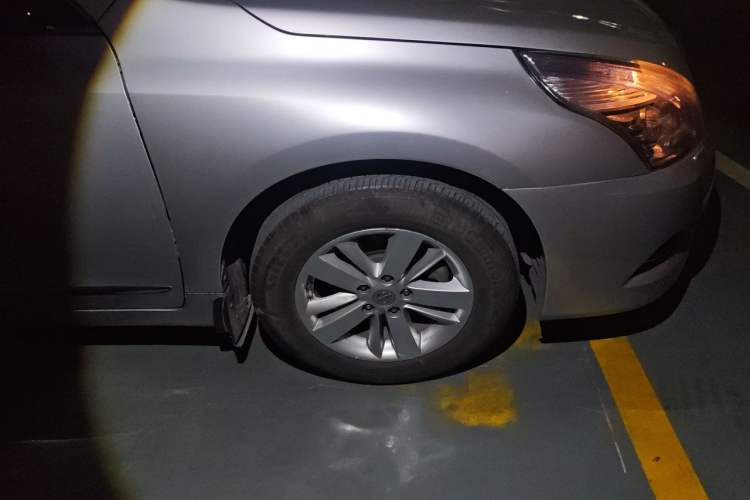 Used Nissan Teana 2011 2.5L XL Advanced Edition Right Front Wheel Hub