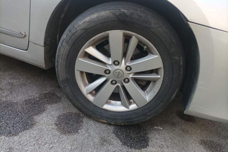 Used Nissan Teana 2011 2.0L XL Comfort Edition Right Front Wheel Hub