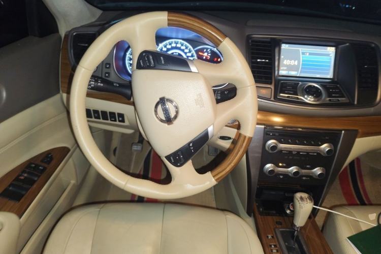 Used Nissan Teana 2011 Duke 2.5L XV Luxury Edition Steering Wheel