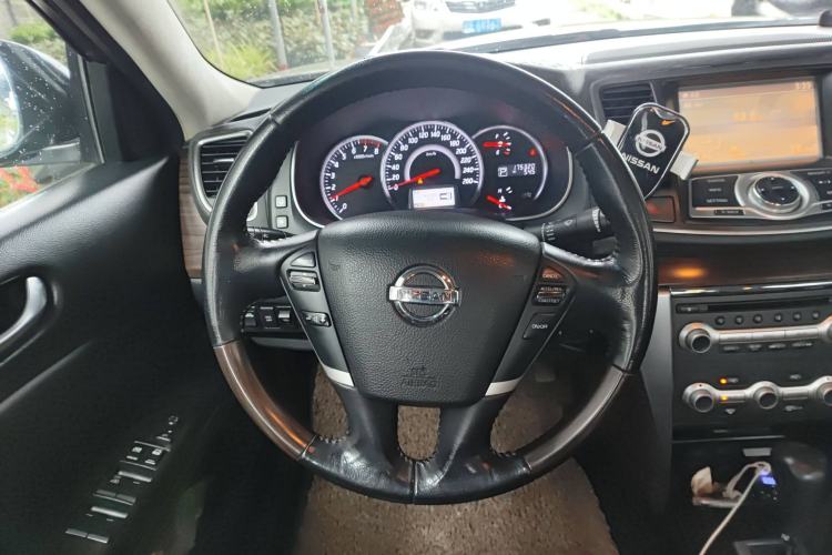 Used Nissan Teana 2011 Duke 2.5L XV Luxury Edition Steering Wheel