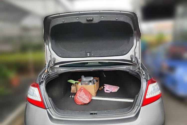 Used Nissan Teana 2011 Duke 2.5L XV Luxury Edition Trunk
