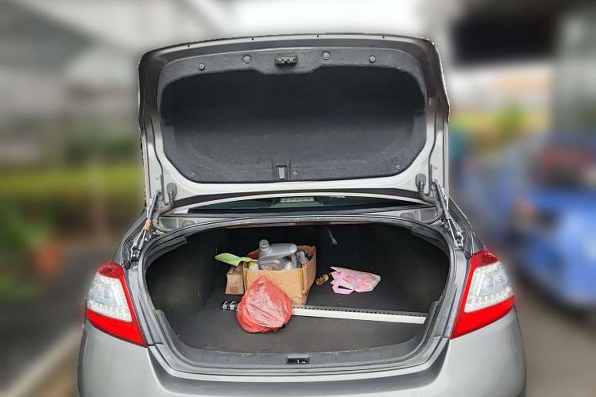 Used Nissan Teana 2011 Duke 2.5L XV Luxury Edition Trunk
