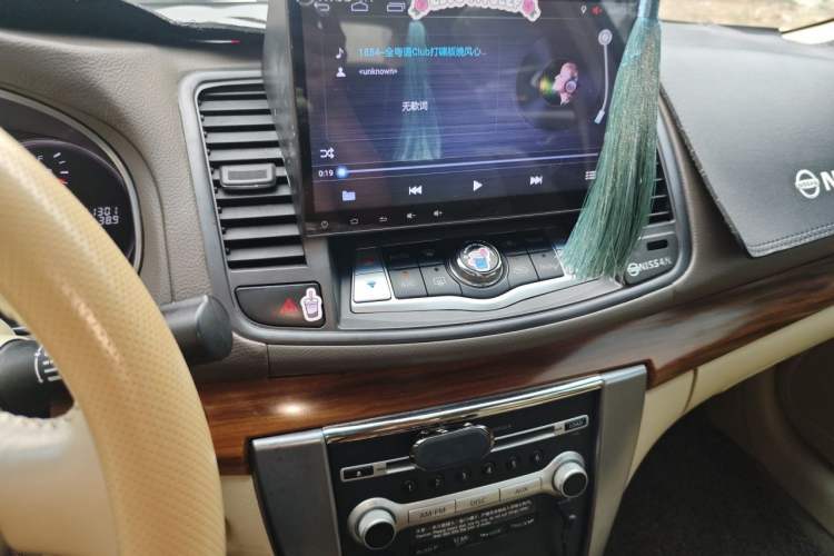 Used Nissan Teana 2011 2.5L XL Advanced Edition Audio And AC Panel